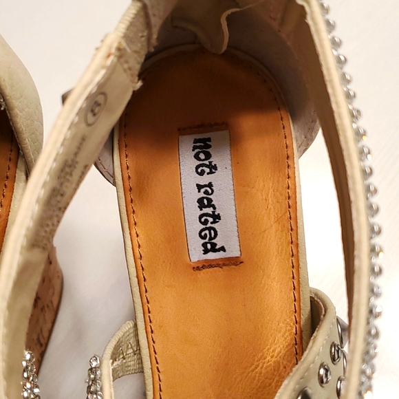 Worn once - Picture 4 of 5